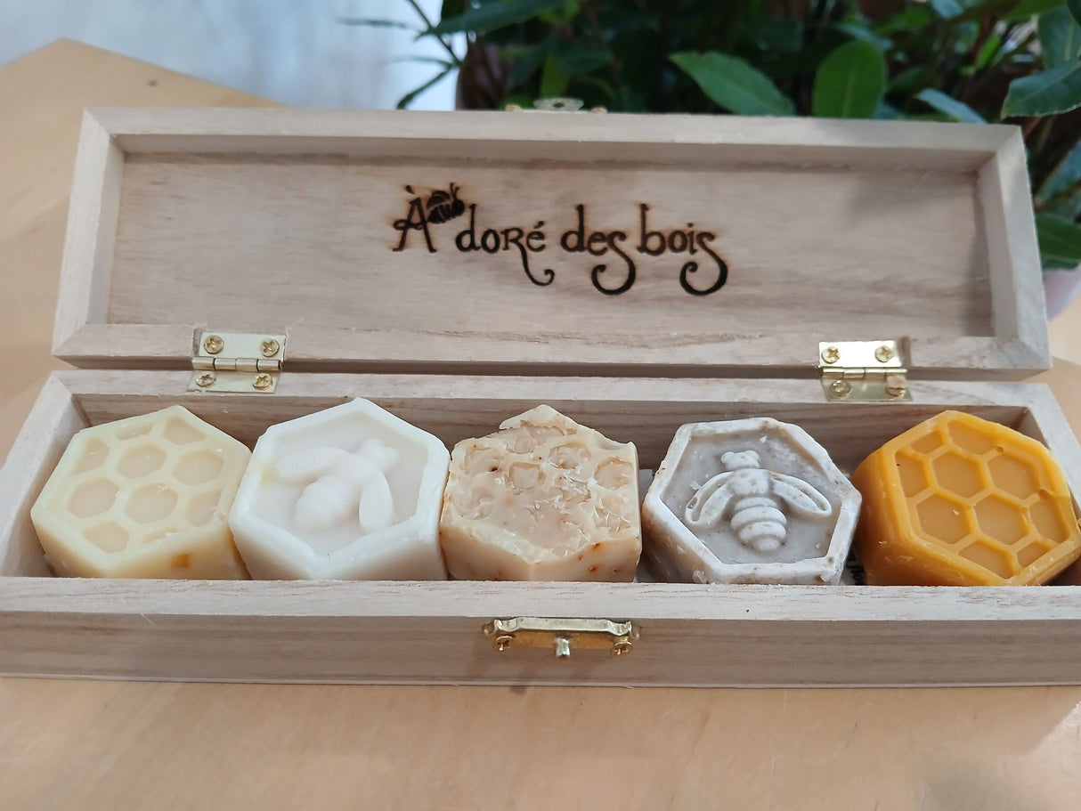 ADO0001 - Coffret de 5 mini savons à la cire d'abeille