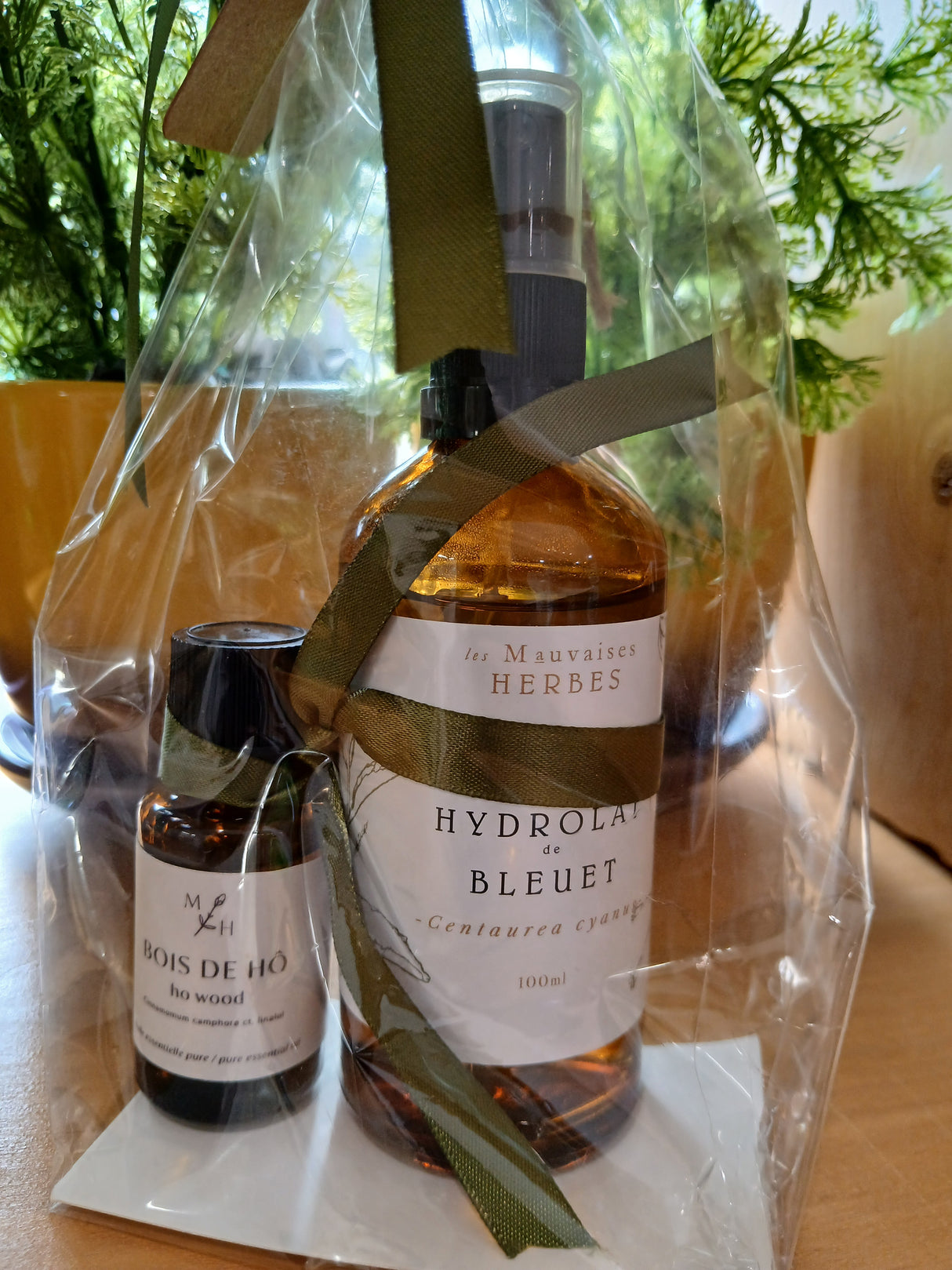 ENS0142 - Box of 6 oils and vinegars