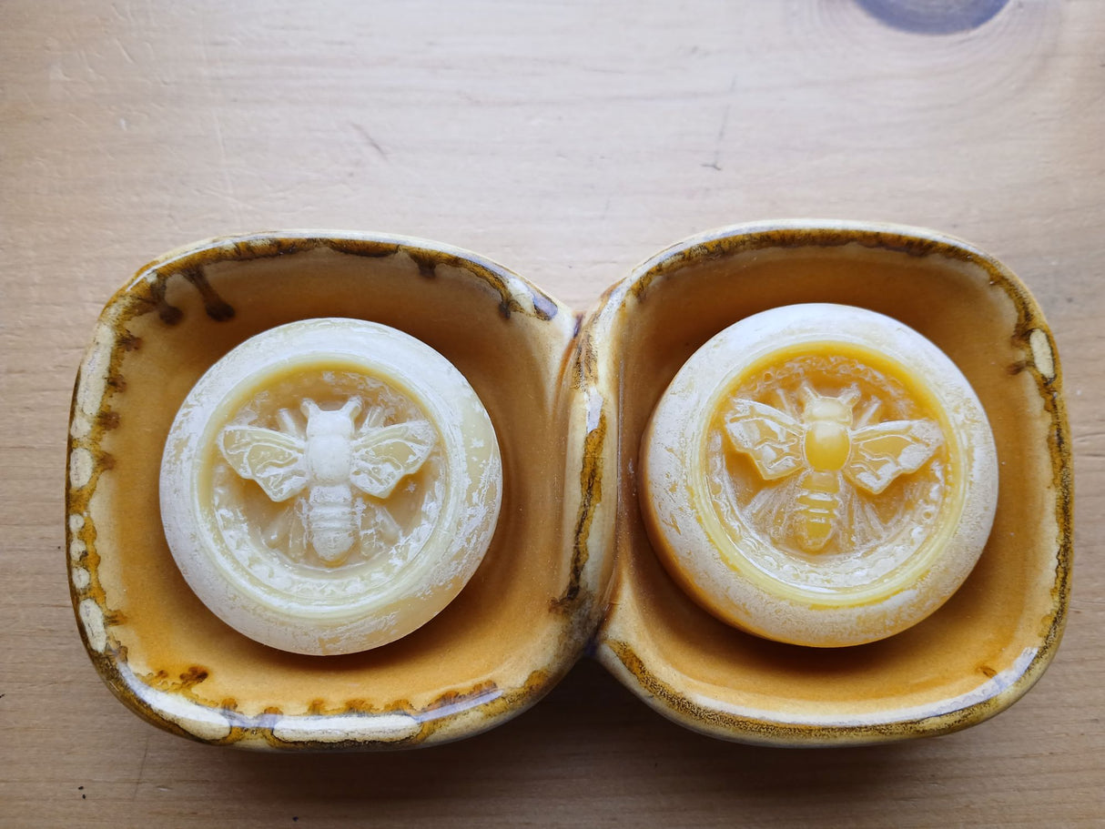 WB0001 - Beeswax