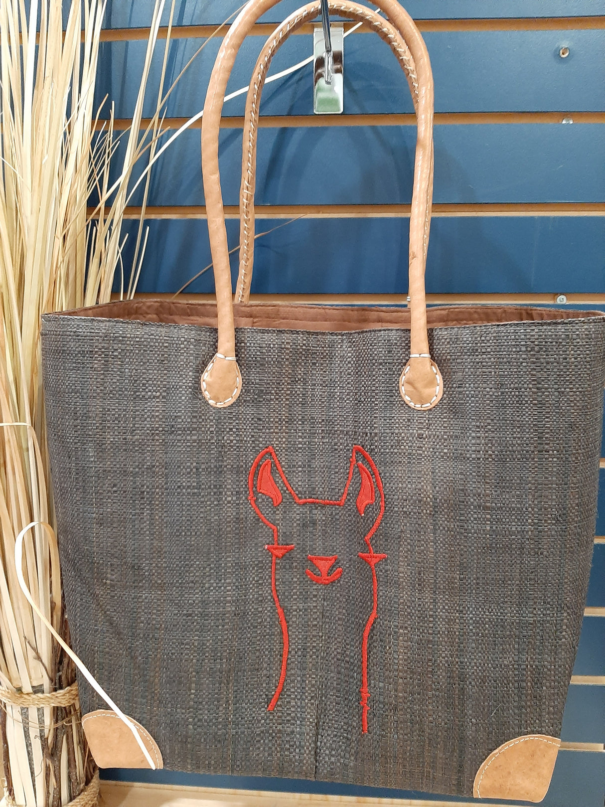 PAN0008 - Basket bag with alpaca pattern