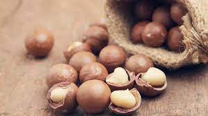 NEV0089 - Dry roasted macadamia nuts with sea salt