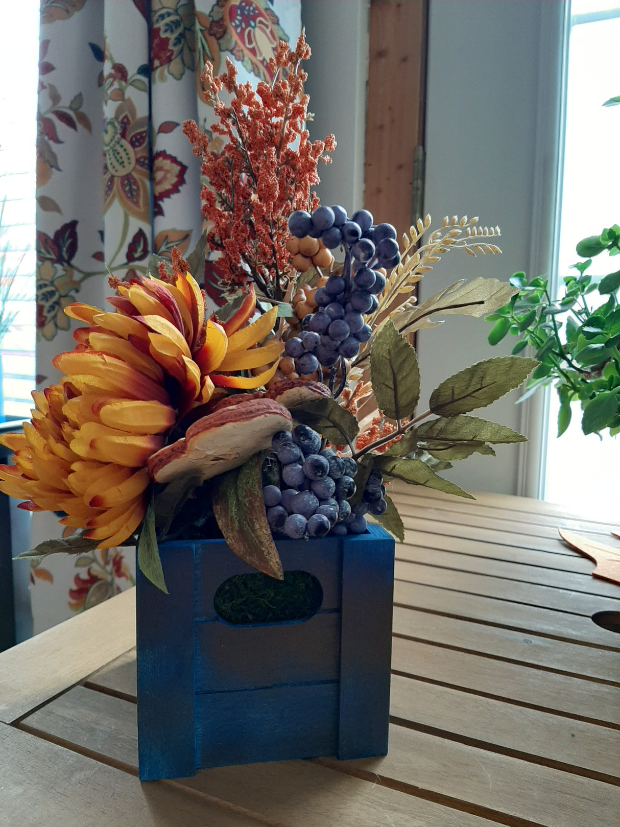 DÉCO-A - Blue basket with peony