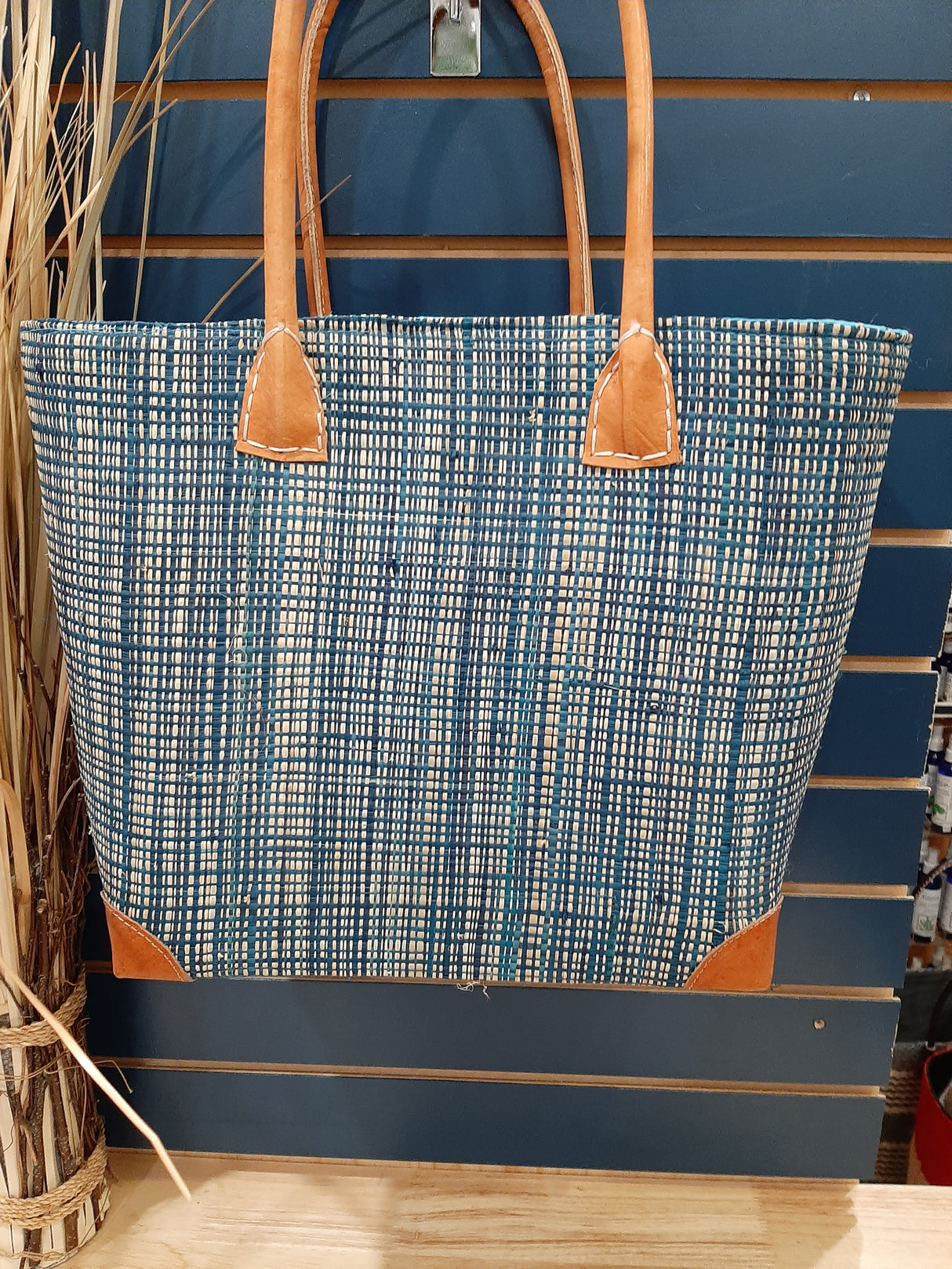 PAN0046 - 'Elegant' pattern basket bag - Large