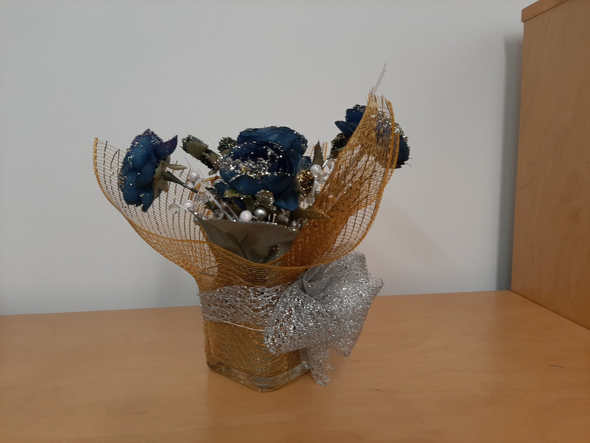 DÉCO-N - Arrangement of blue flowers