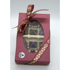 CLO0004 - Box of 9 chocolates