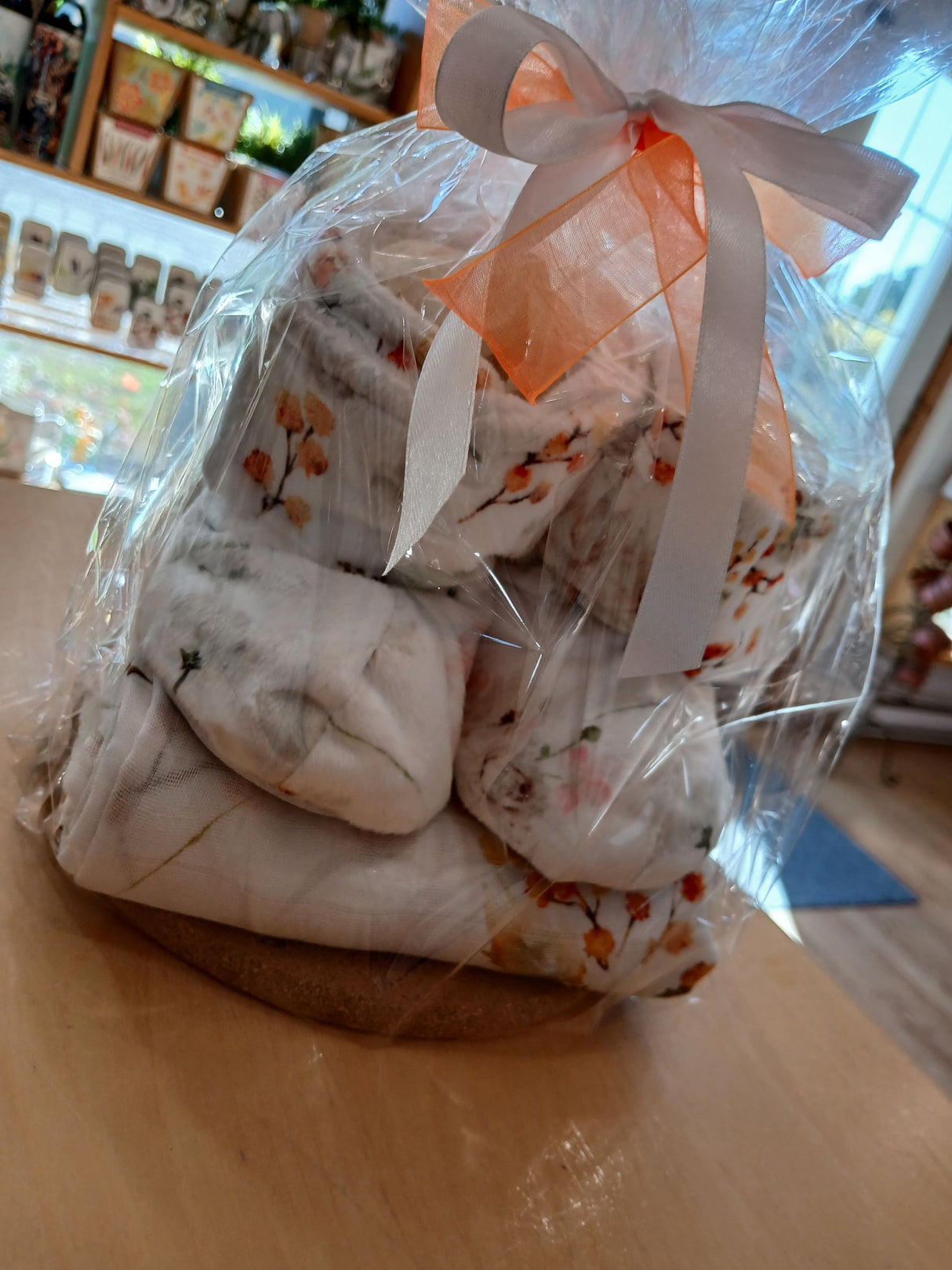 ENS0102 - Gift set - Bath tea (lavender) and loofah 