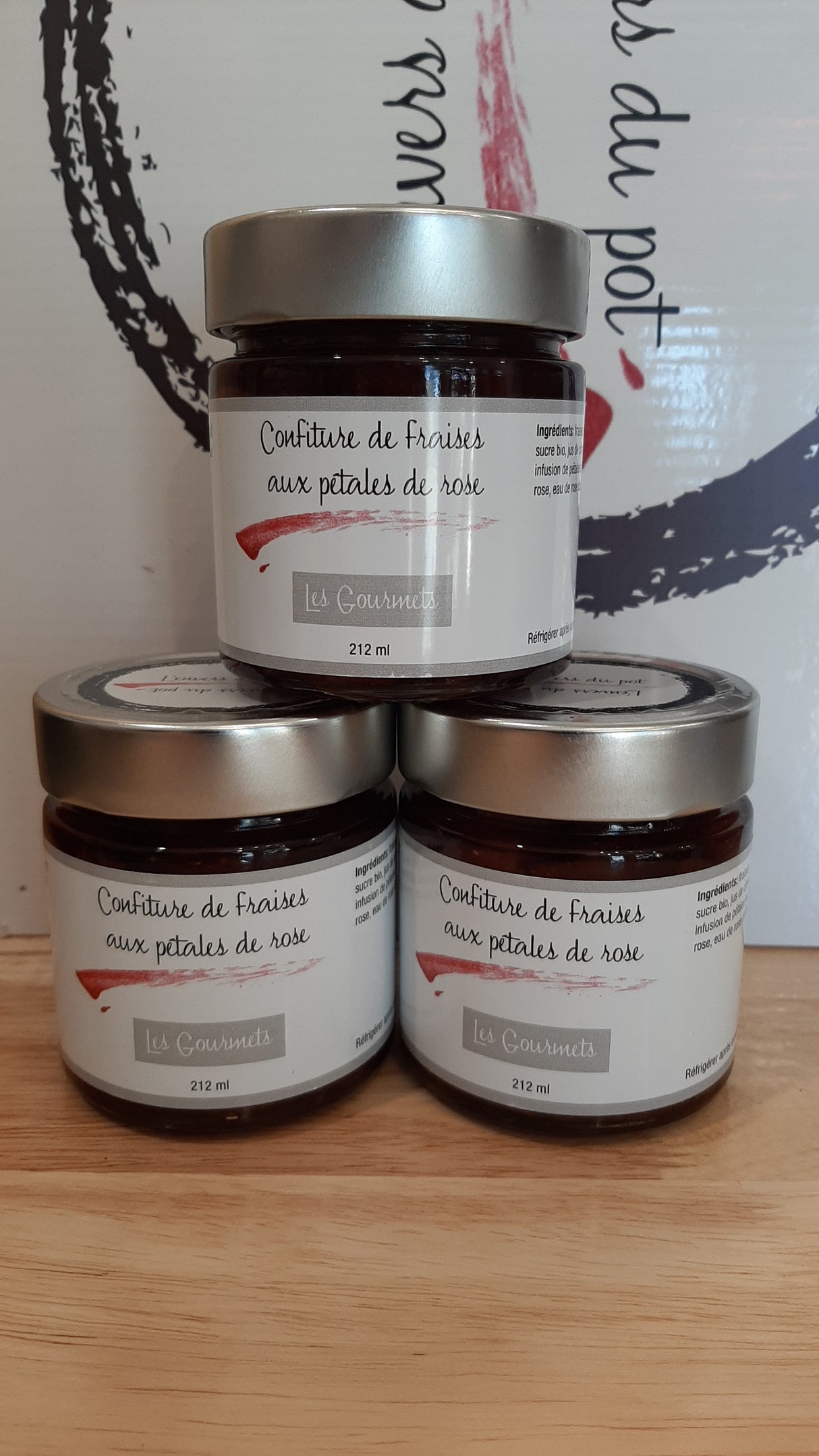 ENV0048 - Confiture de fraises - pétales de rose