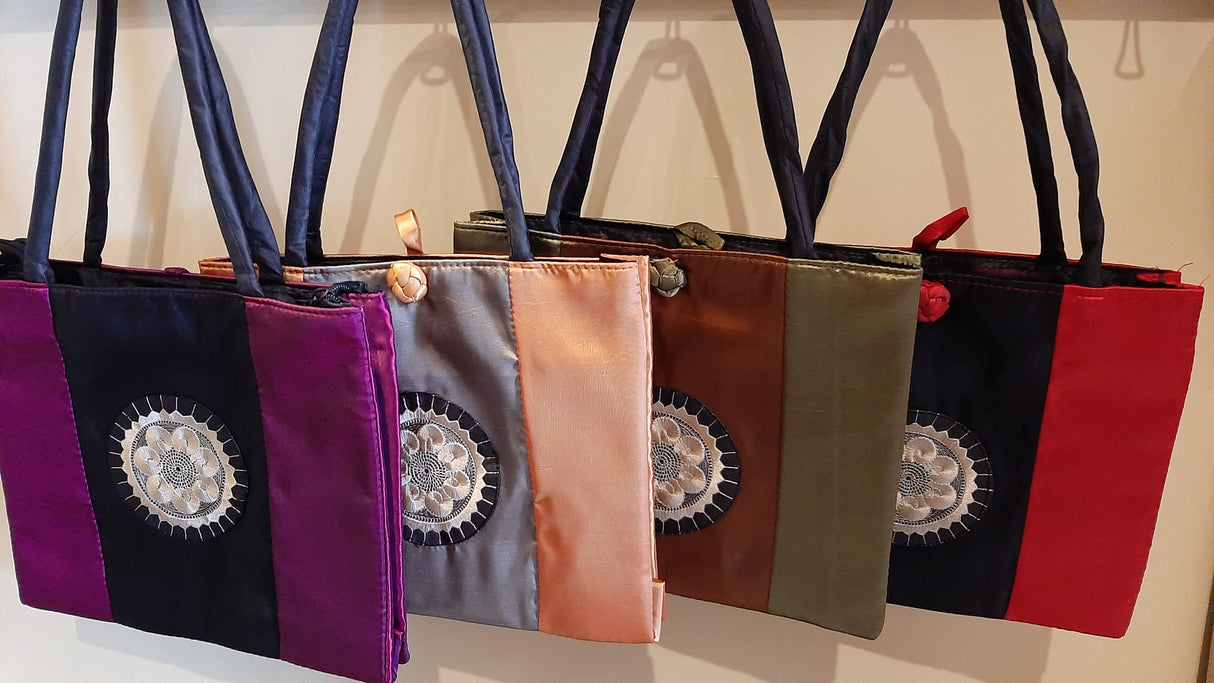 ACC0034 - Sac en soie
