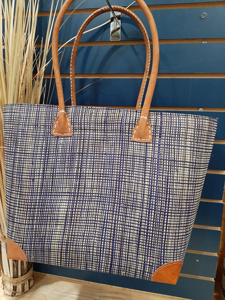PAN0017 - 'Elegant' pattern basket bag 