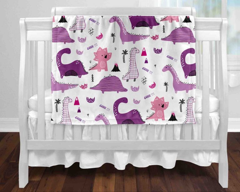 BOC0076 - Couverture minky - dinosaures roses et mauves